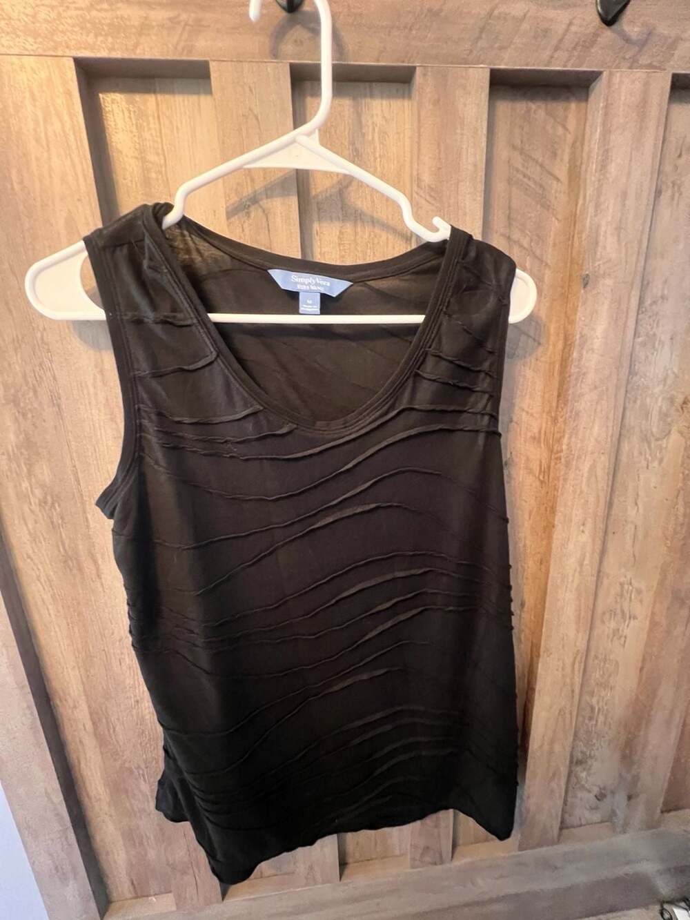Simply Vera Vera Wang Black Ruched Textures Tank Top Size M